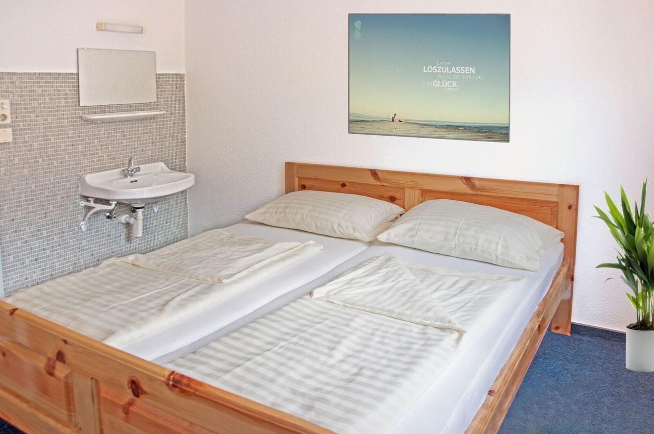 Gasthaus Pension Goldeck ชปิททาลอันแดร์เดรา ภายนอก รูปภาพ